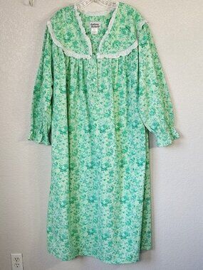 Anthony Richards 3X Flannel Nightgown Green Floral Eyelet Lace 1/4 Botton Down